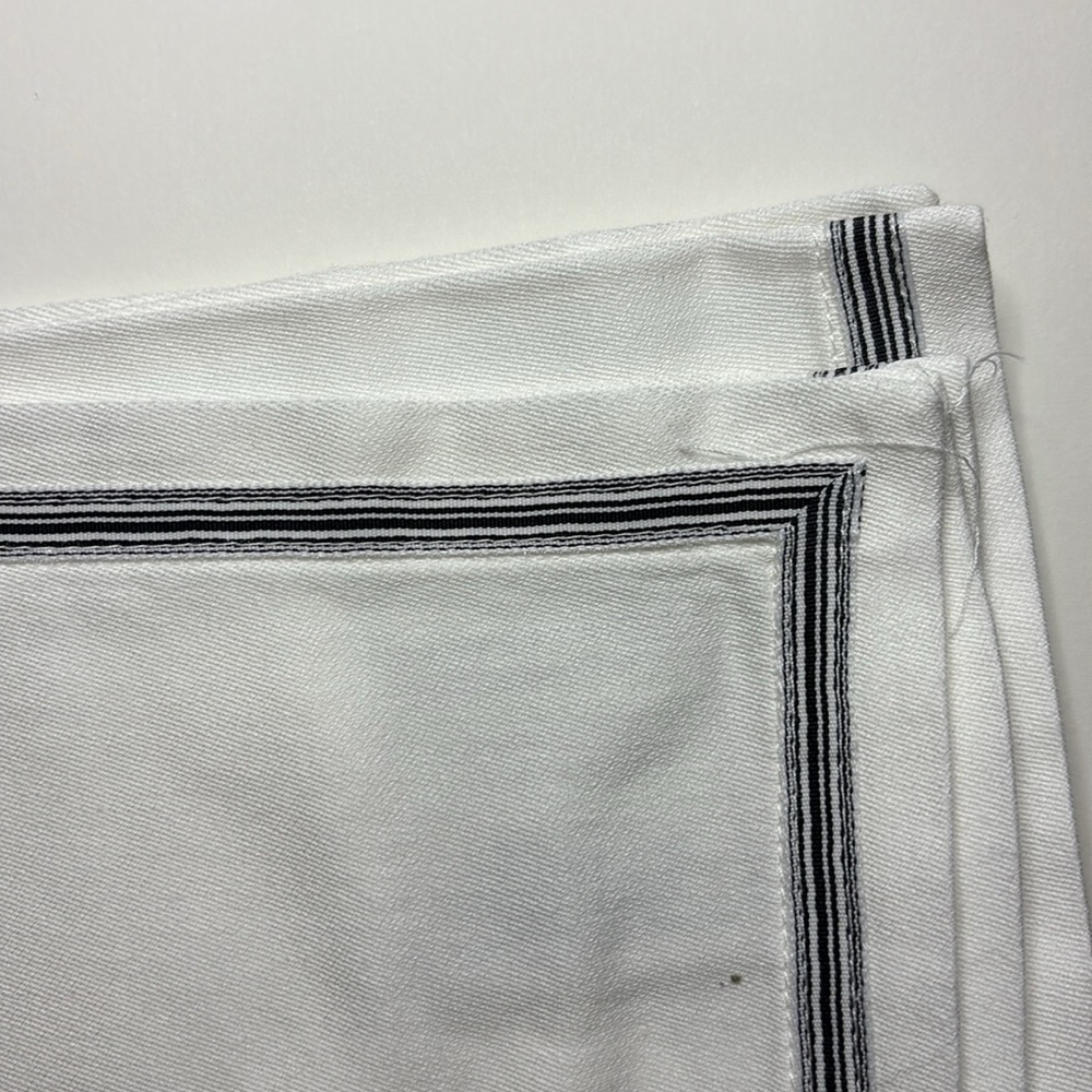 Pottery Barn Ribbon Napkins Set - Picture 5 of 5